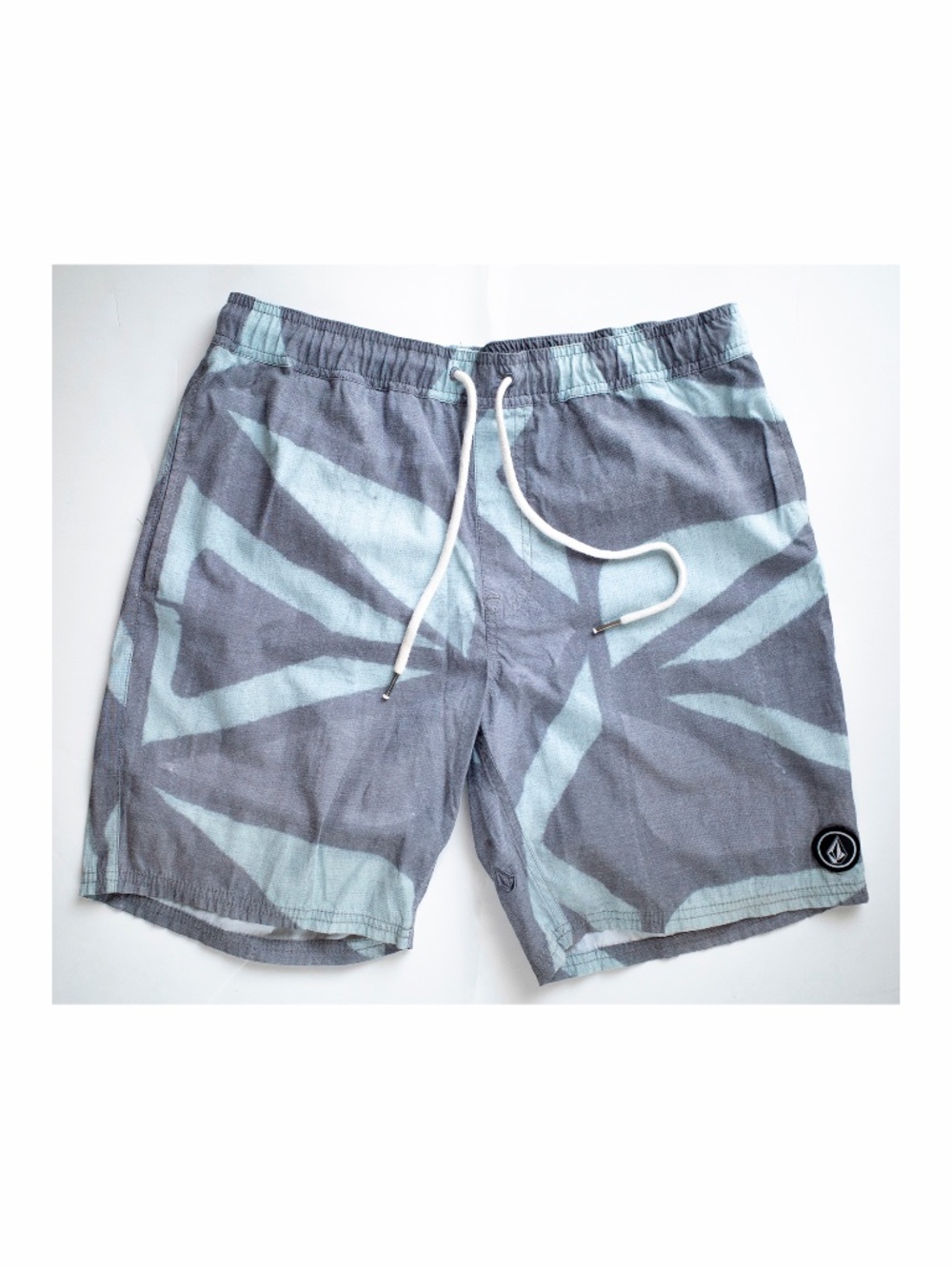 Volcom Board Shorts MEDIUM